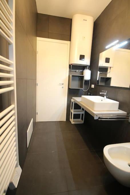 Monolocale Trainspotting Appartement Verona Buitenkant foto