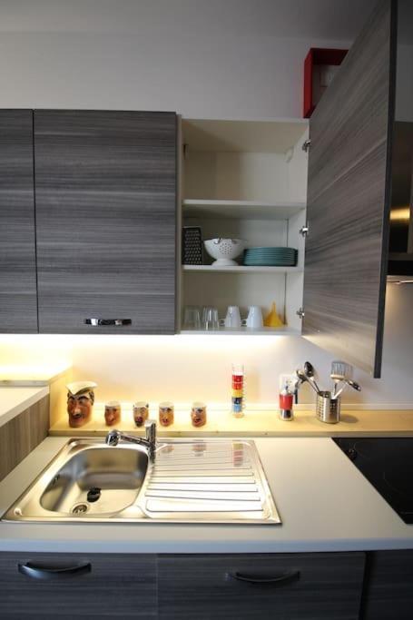 Monolocale Trainspotting Appartement Verona Buitenkant foto